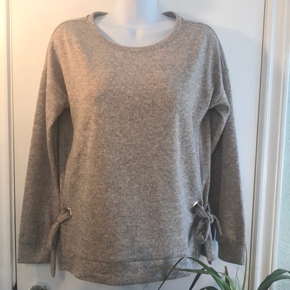 NWT Tresics Luxe Tan Sweatshirt - Picture 1 of 14